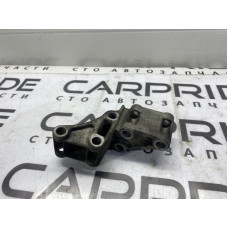 Кронштейн редуктора