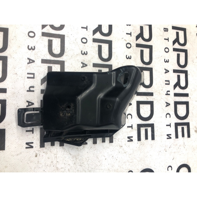 Кріплення бампера (кузов і елементи) FORD Focus MK3 2015 2.0 F1EZ17787B