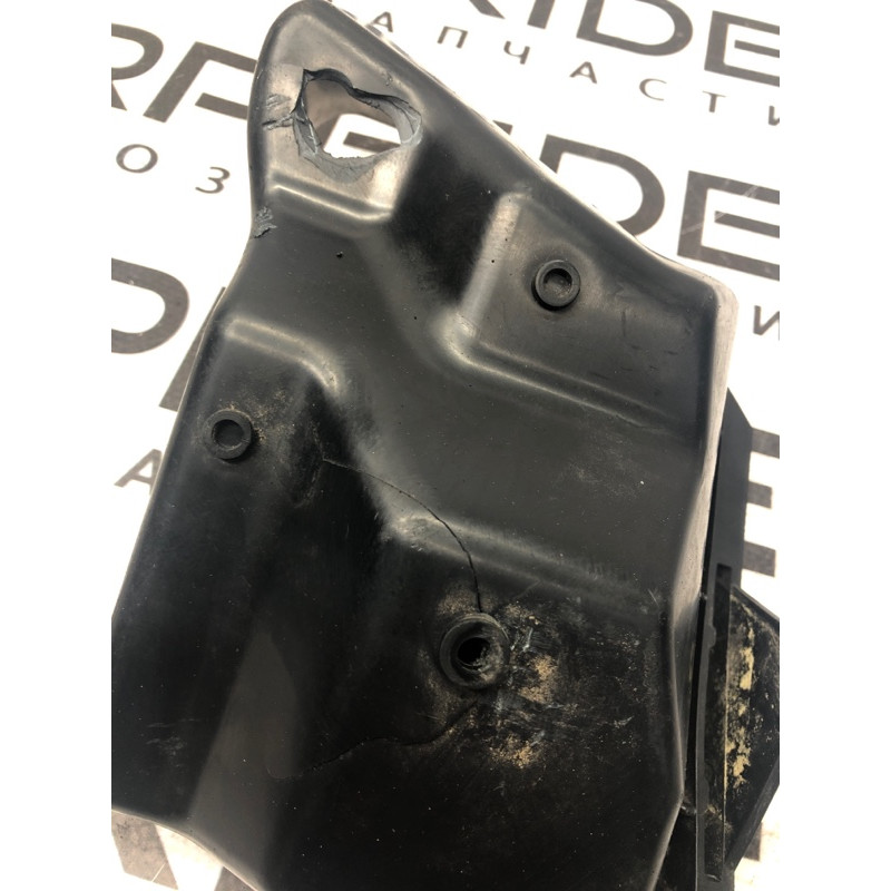 Кріплення бампера (кузов і елементи) FORD Focus MK3 2015 2.0 F1EZ17787B