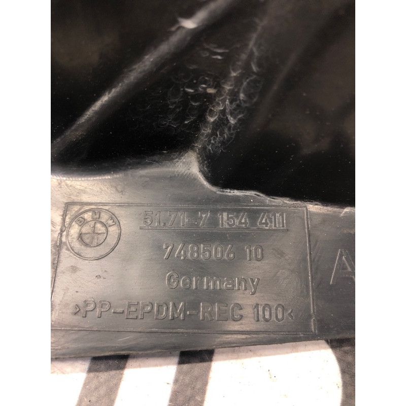 Підкрилок (кузов і елементи) BMW 3-series E93 2010 3.0 N52 51717154411