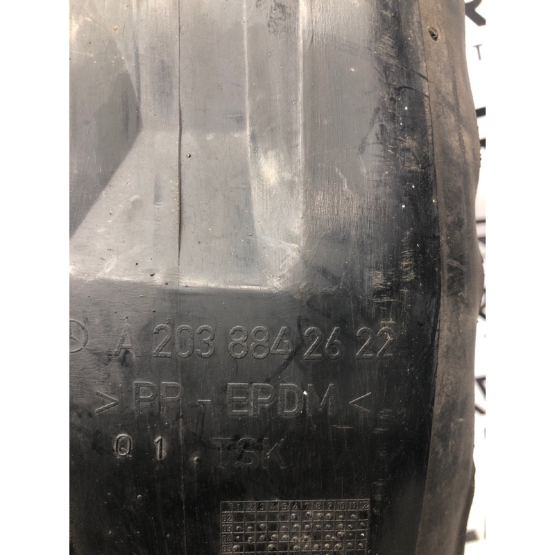 Подкрылок (кузов и элементы) Mercedes-Benz C-class W203 2007 3.0 a2038842622