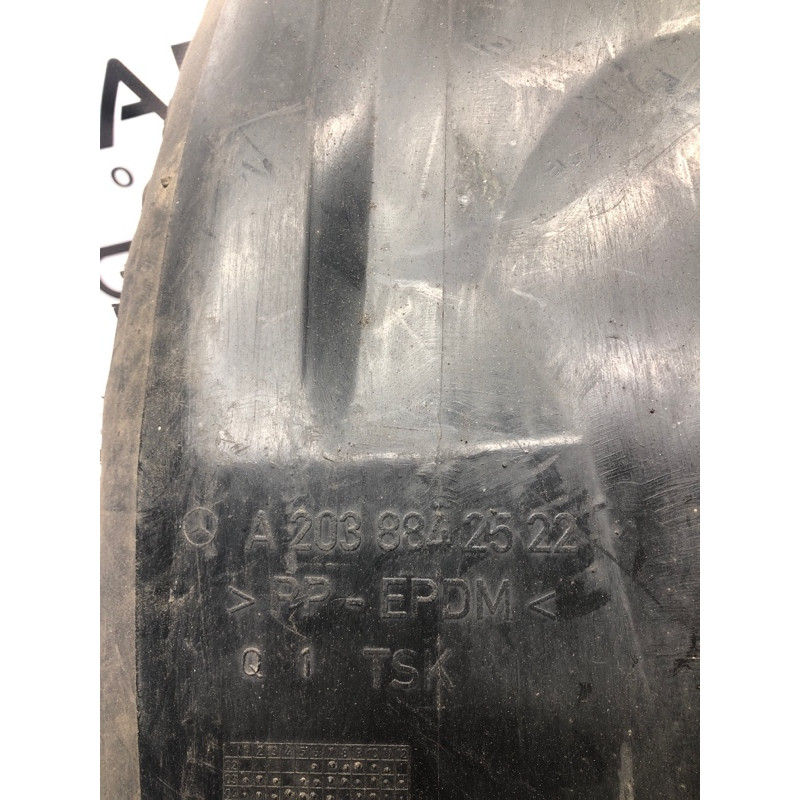 Подкрылок (кузов и элементы) Mercedes-Benz C-class W203 2007 3.0 a2038842522