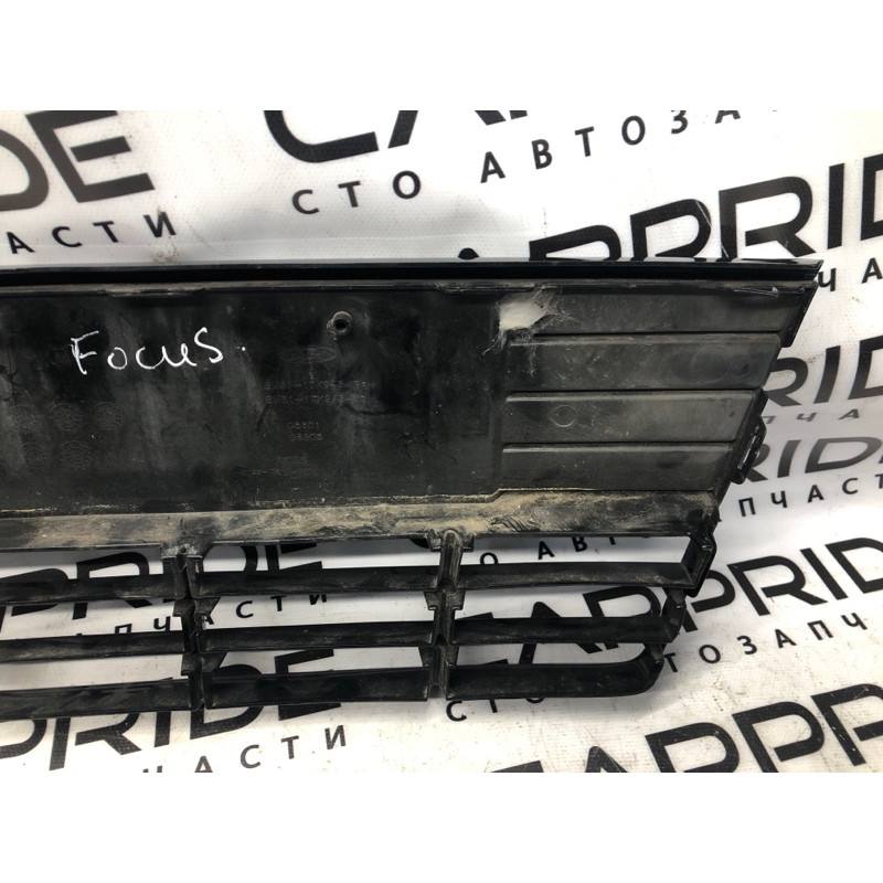Решетка бампера (кузов и элементы) Ford Focus MK3 bm5117k945