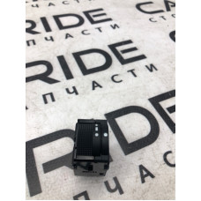 Кнопка освещения панели приборов