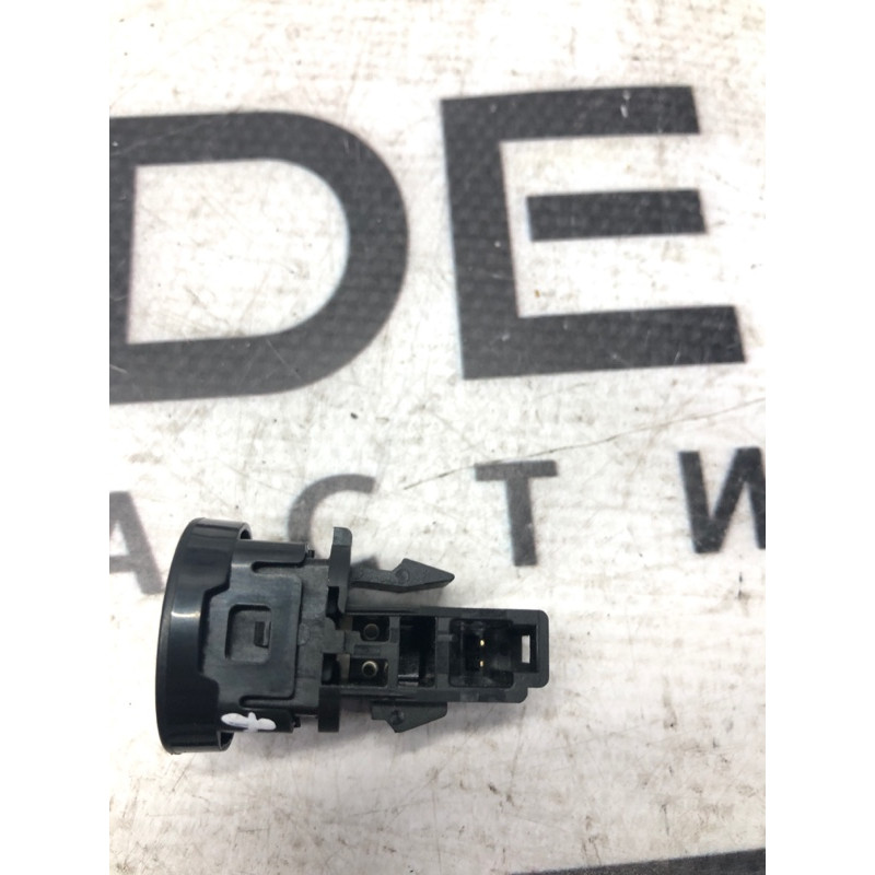 Кнопка управления Бортовым Компьютером (электрика / кнопки) Subaru Outback BS 2016 2.5 83028AL00A