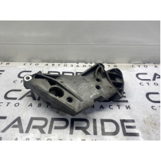 Кронштейн двигателя