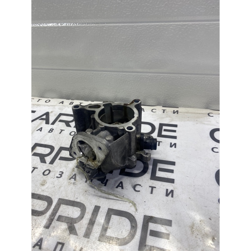 Вакуумный насос (тормозная система) Volkswagen Passat B7 2014 1.8 06K145100J