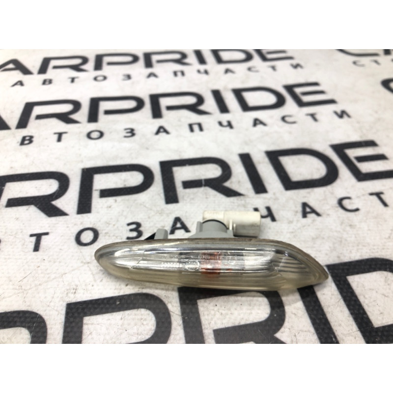 Повторювач повороту (оптика - оптика) BMW 3-series E92 2010 3.0 N54 63137253326