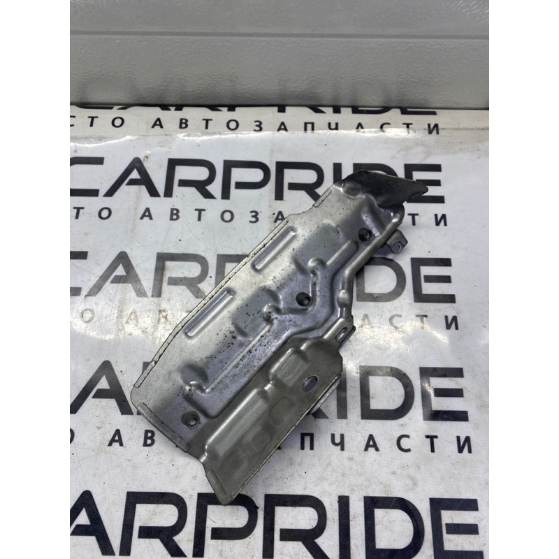 Защита коллектора (выпускная система) Volkswagen Passat B7 2014 1.8 06K145325A