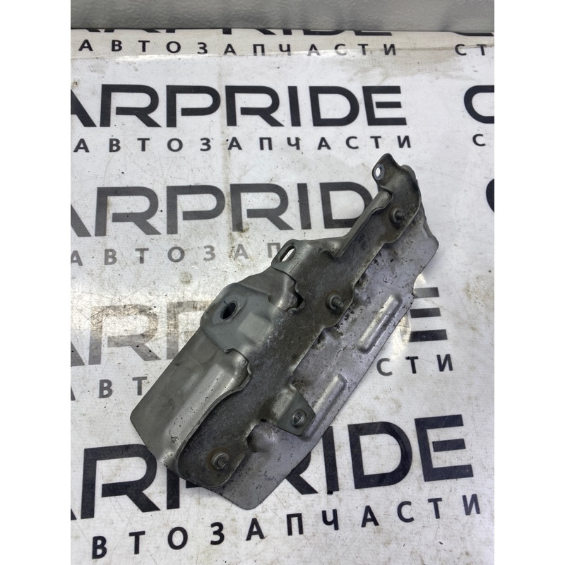 Защита коллектора (выпускная система) Volkswagen Passat B7 2014 1.8 06K145325A