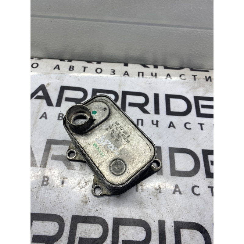 Теплообменник масляного фильтра (двигатель и элементы) Volkswagen Passat B7 2014 1.8 06K117021B