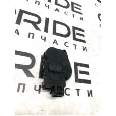 Привід заслонки обігрівача