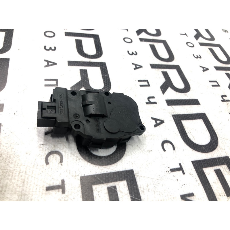 Привод заслонки отопителя (отопление и кондиционирование) BMW 3-series E92 2010 3.0 N54 efb331