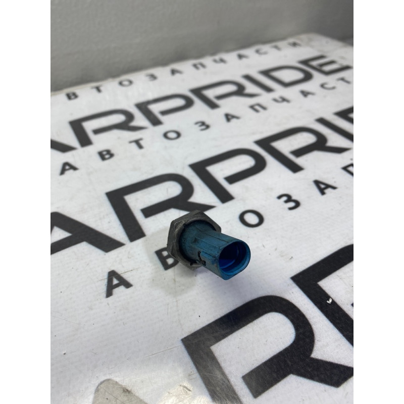 Датчик давления масла (электрика двигателя) Volkswagen Passat B7 2014 1.8 06k919081b