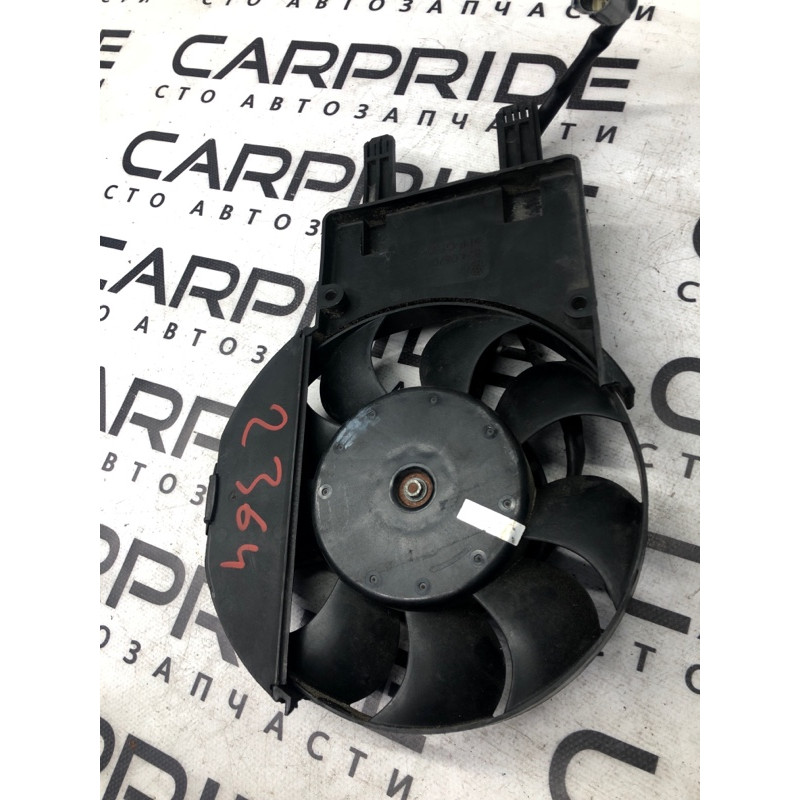 Вентилятор охлаждения радиатора (система охлаждения) FORD Focus MK3 2016 1.0 bv618c607sc