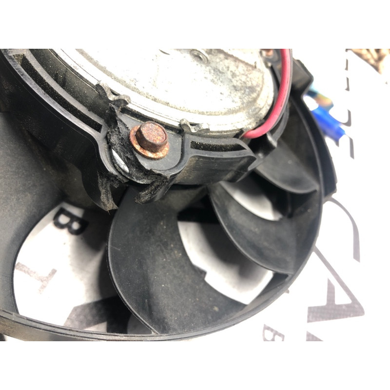 Вентилятор охлаждения радиатора (система охлаждения) FORD Focus MK3 2016 1.0 bv618c607sc