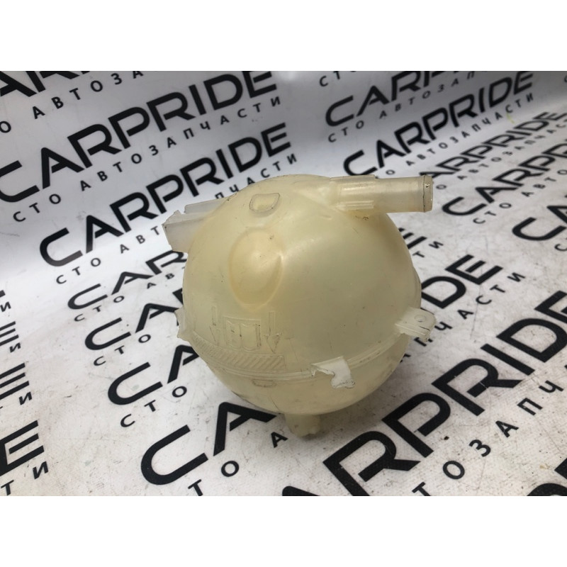 Бачок расширительный (система охлаждения) Cadillac Xt5 1 2016 3.6 23386455