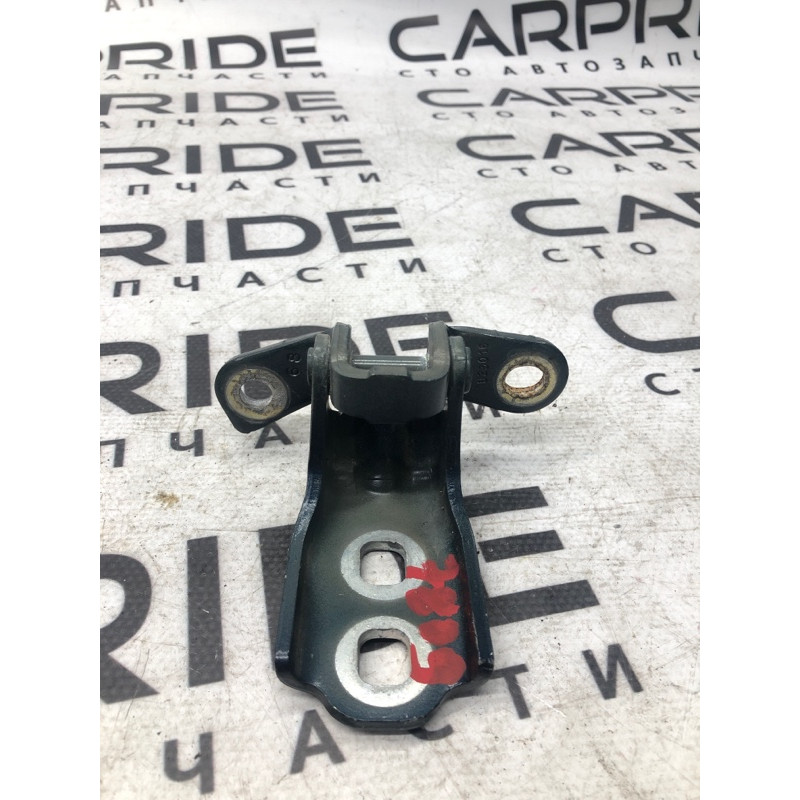 Петля двери (кузов и элементы) Cadillac Xt5 1 2016 3.6