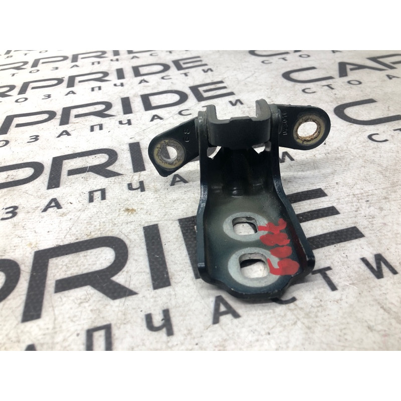 Петля двери (кузов и элементы) Cadillac Xt5 1 2016 3.6