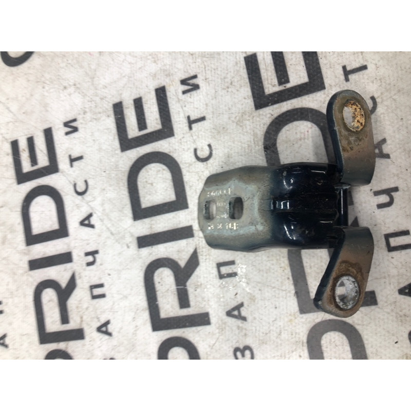 Петля двери (кузов и элементы) Cadillac Xt5 1 2016 3.6