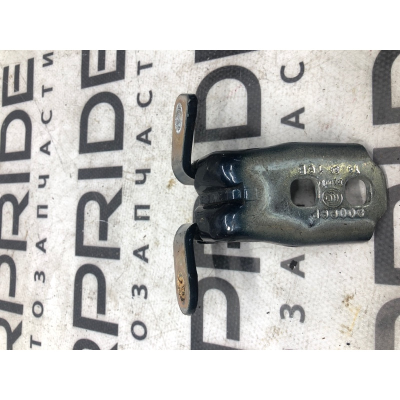 Петля двери (кузов и элементы) Cadillac Xt5 1 2016 3.6