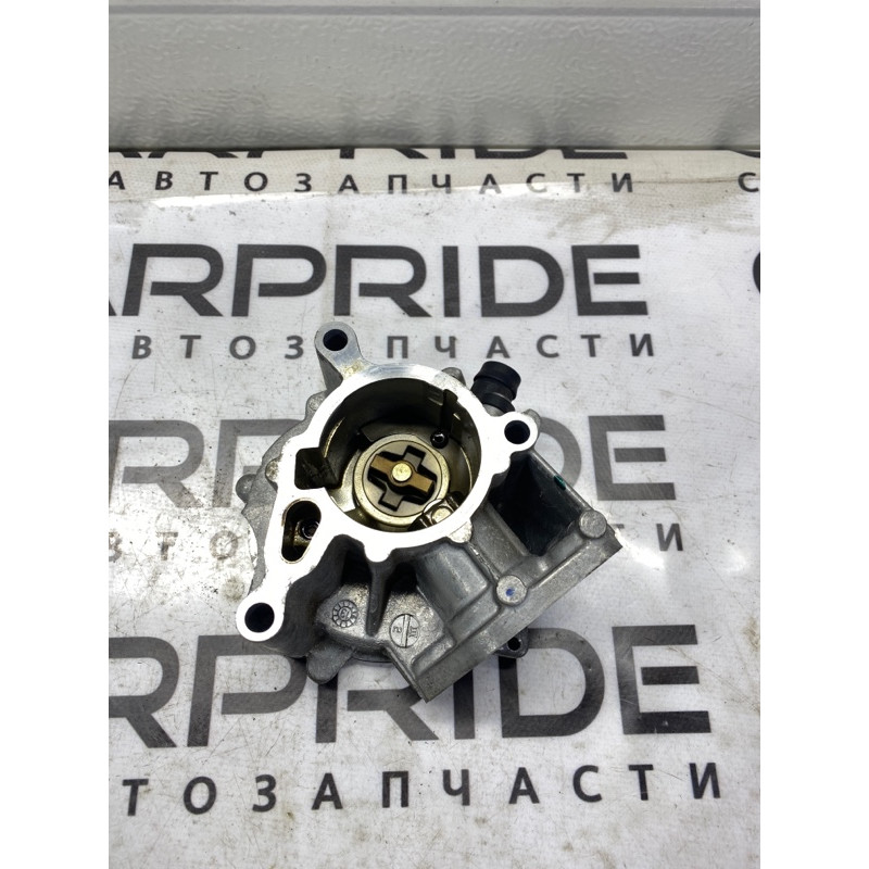 Вакуумный насос (тормозная система) Volkswagen Passat B7 2014 1.8 06K145100J