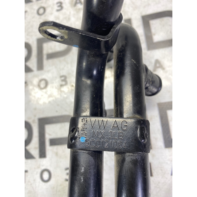 Трубка системы охлаждения (система охлаждения) Volkswagen Passat B7 2014 1.8 5c0121064