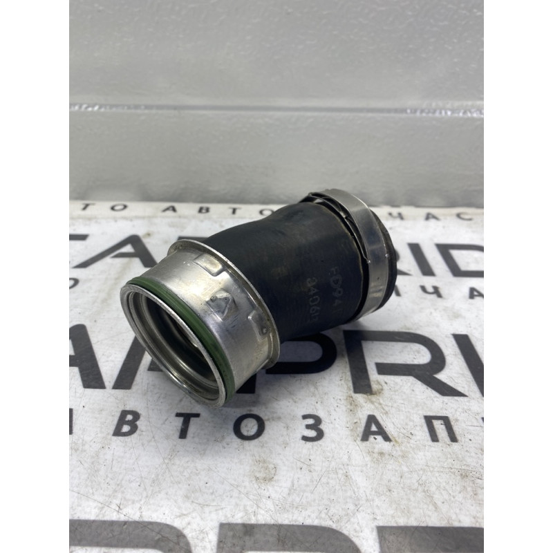 Патрубок интеркулера (двигатель и элементы) Volkswagen Passat B7 2014 1.8 1k0145828f