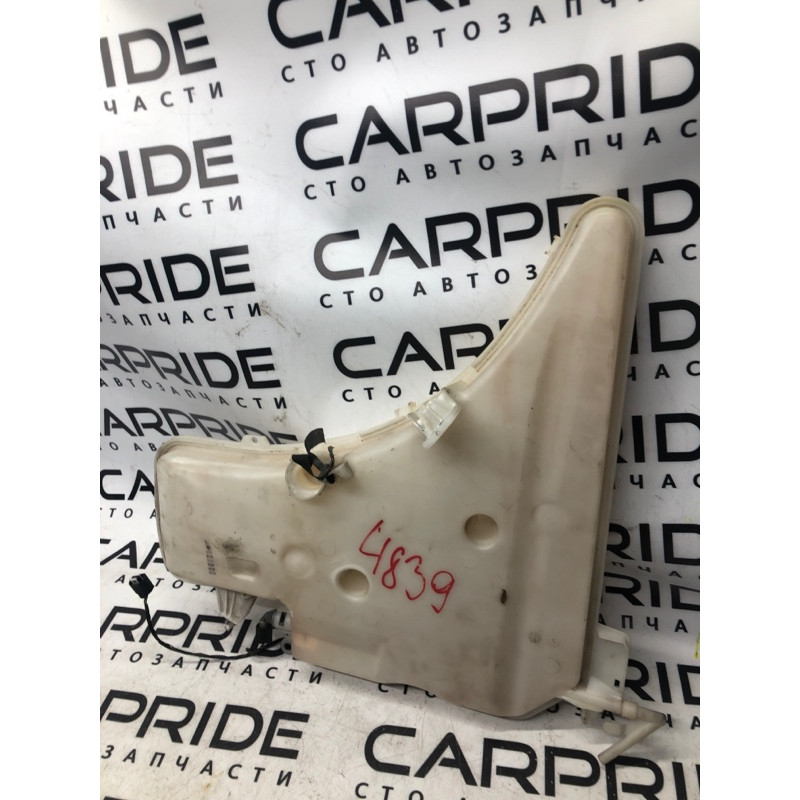 Бачок омывателя (кузов и элементы) BMW 3-series E92 2010 3.0 N54 61677157146