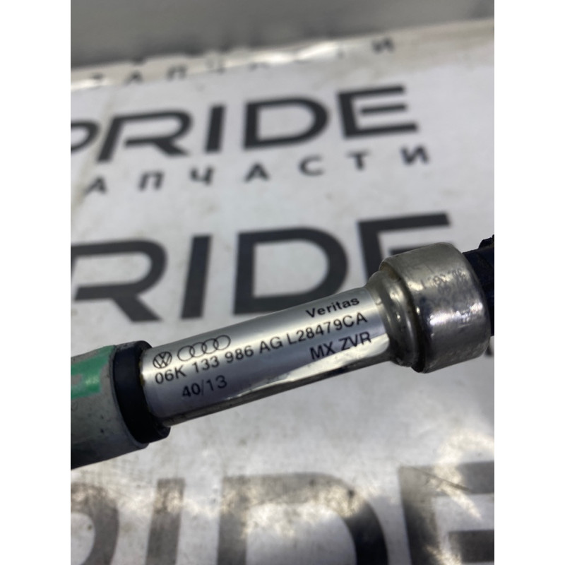 Патрубок (система охлаждения) Volkswagen Passat B7 2014 1.8 06k133986