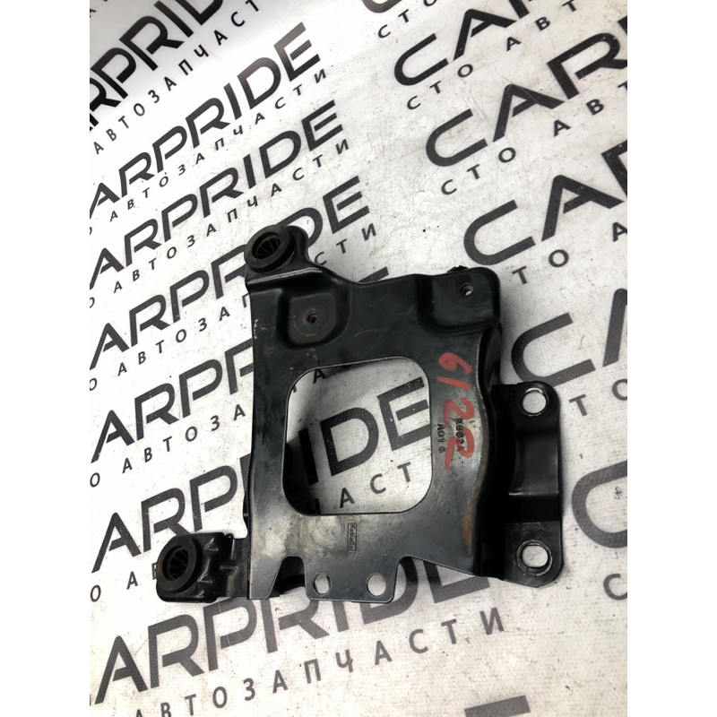 Крепление аккумулятора (кузов и элементы) FORD Focus MK3 2012 2.0 CP9Z6K034A