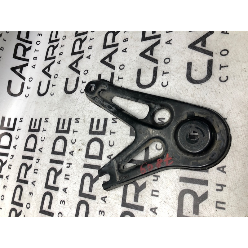 Кронштейн (двигатель и элементы) Cadillac Xt5 1 2016 3.6 22932721