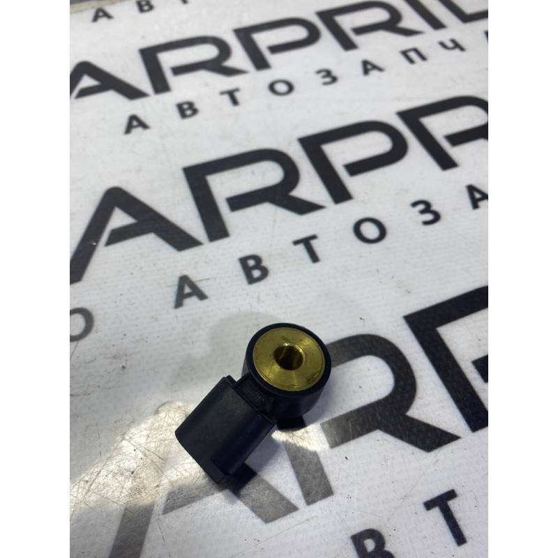 Датчик детонации (электрика двигателя) Cadillac Xt5 1 2016 3.6 12636736