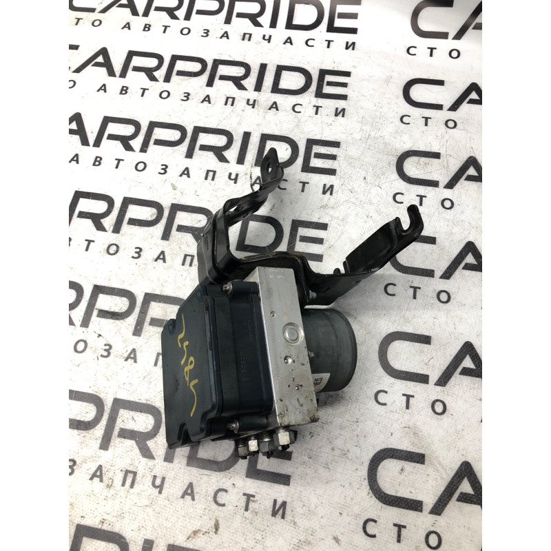 Блок abs (тормозная система) Jeep Cherokee KL 2014 3.2 04779899AI