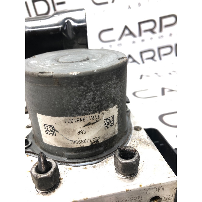 Блок abs (тормозная система) Jeep Cherokee KL 2014 3.2 04779899AI