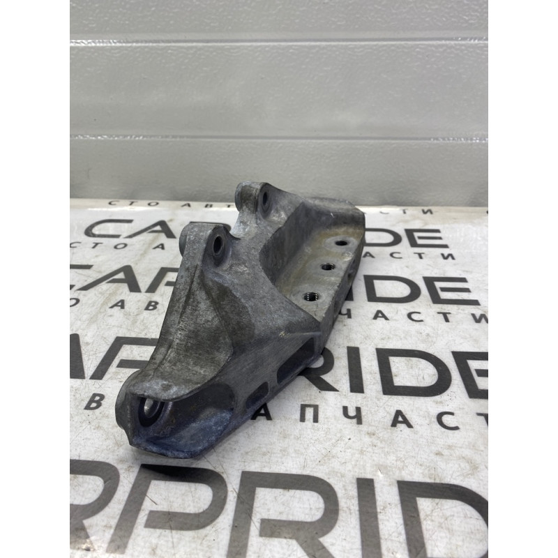 Кронштейн двигателя (кронштейны двигателя) Cadillac Xt5 1 2016 3.6