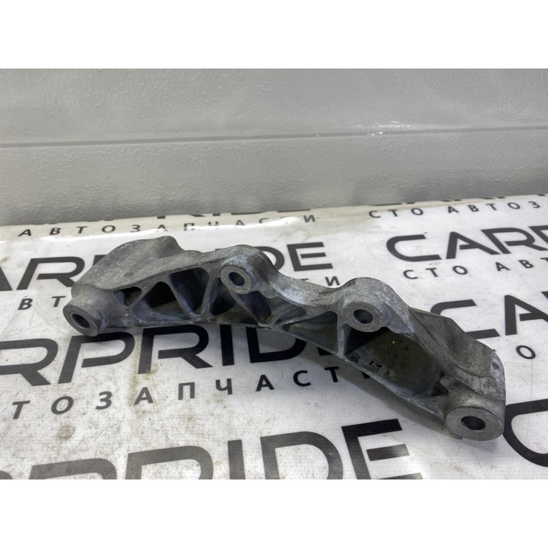 Кронштейн двигателя (кронштейны двигателя) Cadillac Xt5 1 2016 3.6