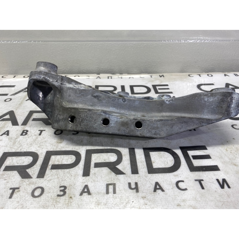 Кронштейн двигателя (кронштейны двигателя) Cadillac Xt5 1 2016 3.6