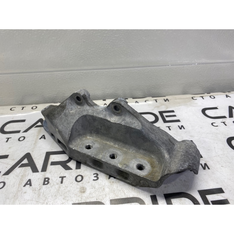 Кронштейн двигателя (кронштейны двигателя) Cadillac Xt5 1 2016 3.6