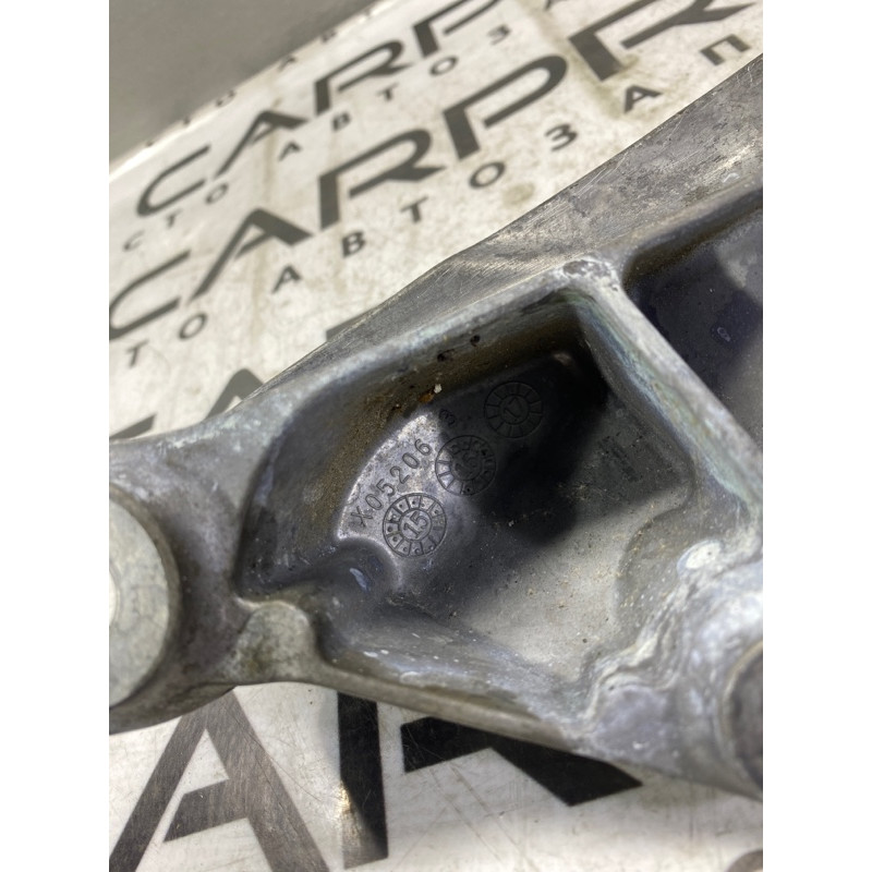 Кронштейн двигателя (кронштейны двигателя) Cadillac Xt5 1 2016 3.6