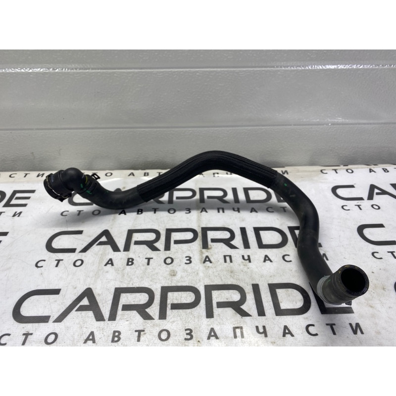 Патрубок (система охлаждения) Cadillac Xt5 1 2016 3.6 84167356