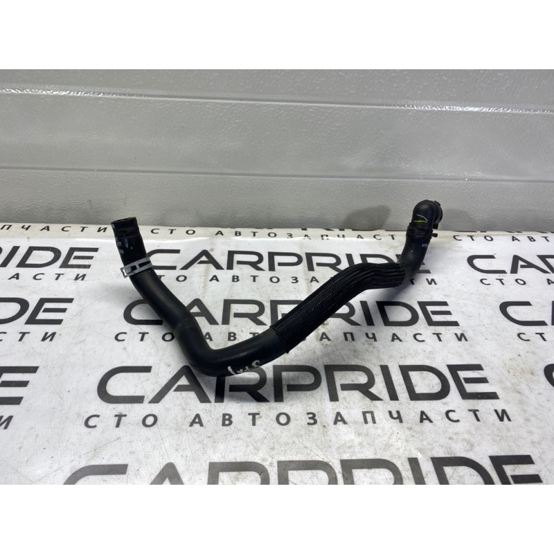 Патрубок (система охлаждения) Cadillac Xt5 1 2016 3.6 84167356