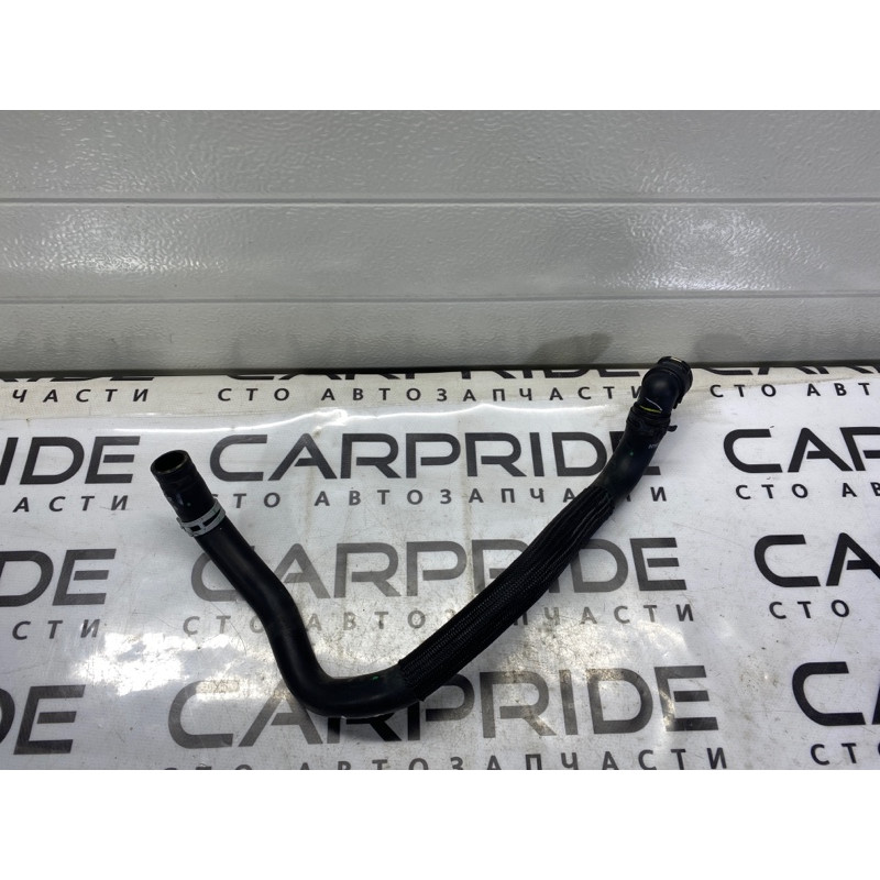 Патрубок (система охлаждения) Cadillac Xt5 1 2016 3.6 84167356