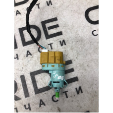 Концевик педали тормоза