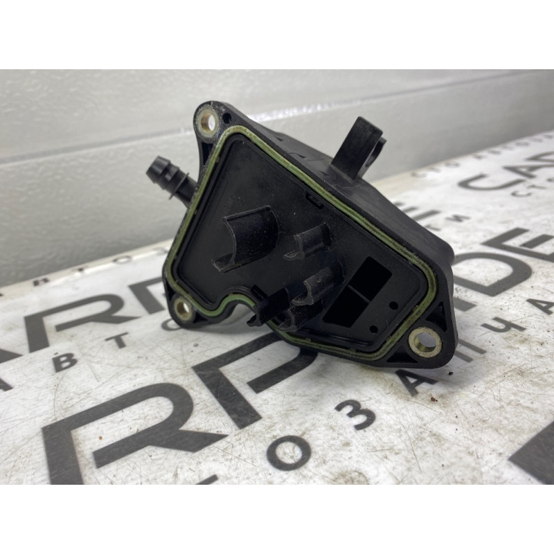 Клапан вентиляции картерных газов (двигатель и элементы) Mercedes-Benz C-class W203 2007 3.0 a2720160134