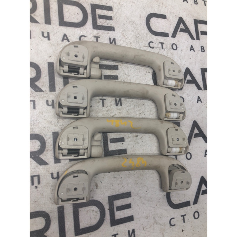 Ручка потолка (салон) Jeep Cherokee KL 2014 3.2 5RG68 HDAAA