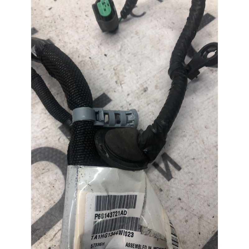 Проводка передней панели (электрика) Jeep Cherokee KL 2014 3.2 68143721ad