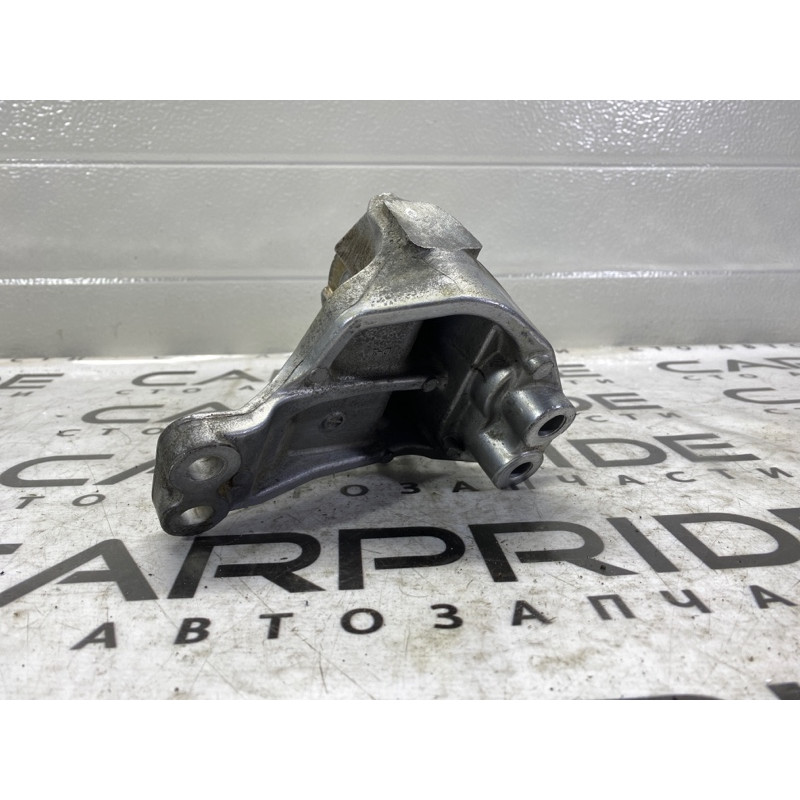 Кронштейн КПП (трансмиссия) Infiniti QX60 L50 2015 3.5