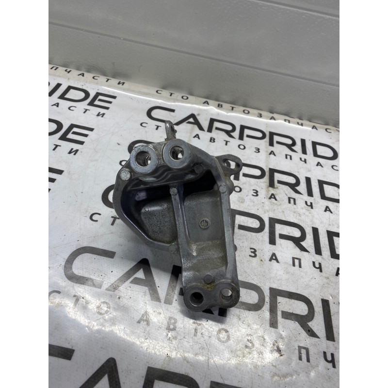 Кронштейн КПП (трансмиссия) Infiniti QX60 L50 2015 3.5