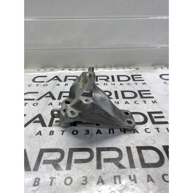 Кронштейн КПП (трансмиссия) Infiniti QX60 L50 2015 3.5